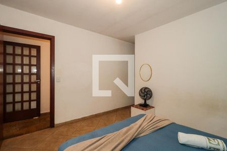 Casa à venda com 350m², 5 quartos e 4 vagasSuíte 1