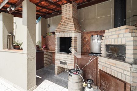 Casa à venda com 350m², 5 quartos e 4 vagasÁrea externa