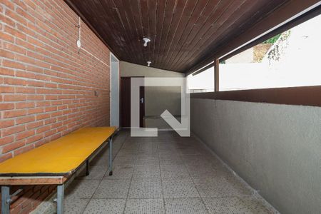 Casa à venda com 350m², 5 quartos e 4 vagasÁrea externa