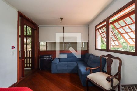 Casa à venda com 350m², 5 quartos e 4 vagasEscritório