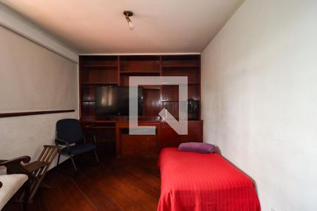 Casa à venda com 350m², 5 quartos e 4 vagasEscritório