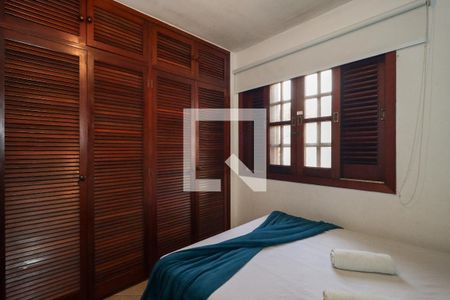 Casa à venda com 350m², 5 quartos e 4 vagasQuarto 3