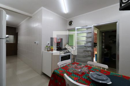 Casa à venda com 200m², 3 quartos e 3 vagasCozinha