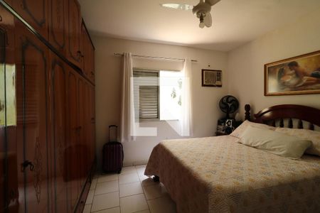 Quarto 2 de casa à venda com 3 quartos, 200m² em Vila Alpina, Santo André