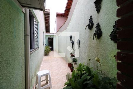 Casa à venda com 200m², 3 quartos e 3 vagasCorredor Externo