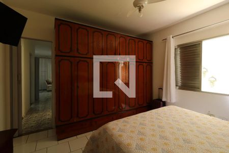 Casa à venda com 200m², 3 quartos e 3 vagasQuarto 2