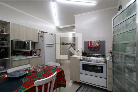 Casa à venda com 200m², 3 quartos e 3 vagasCozinha