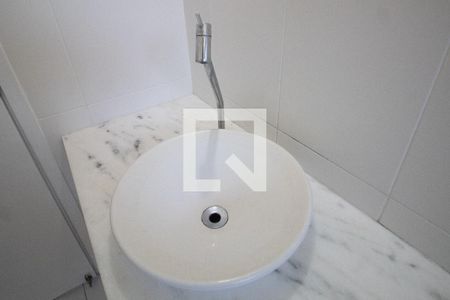 Apartamento à venda com 86m², 1 quarto e 2 vagasBanheiro social - pia