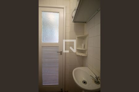 Apartamento à venda com 86m², 1 quarto e 2 vagasBanheiro da Área de serviço