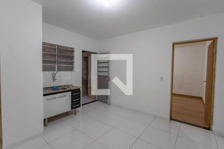 Cozinha de kitnet/studio para alugar com 1 quarto, 45m² em Taboão, Diadema