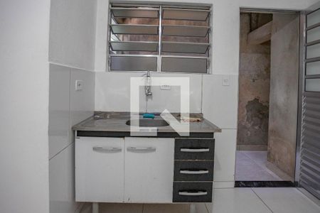 Cozinha de kitnet/studio para alugar com 1 quarto, 45m² em Taboão, Diadema