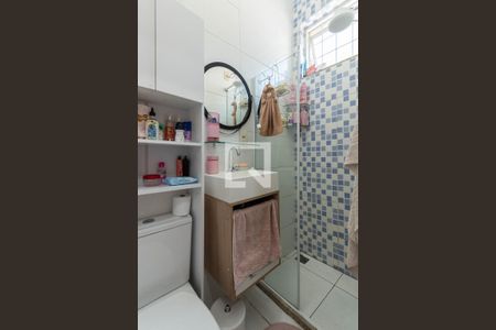 Casa à venda com 148m², 4 quartos e 1 vagaBanheiro Suíte 1