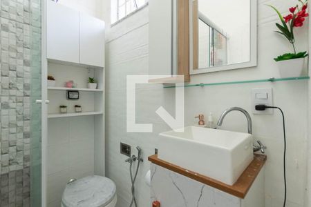 Casa à venda com 148m², 4 quartos e 1 vagaBanheiro Suíte 2