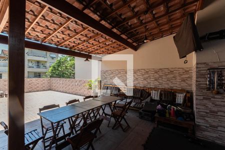 Casa à venda com 148m², 4 quartos e 1 vagaCobertura