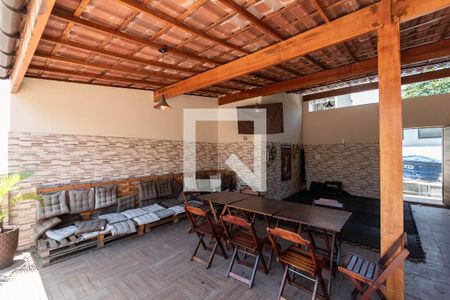 Casa à venda com 148m², 4 quartos e 1 vagaCobertura