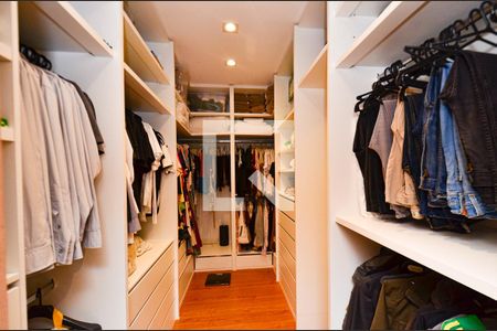 Apartamento à venda com 314m², 3 quartos e 3 vagasSuite/ closet