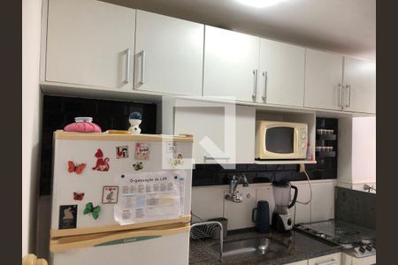 Apartamento à venda com 45m², 2 quartos e 1 vaga Apartamento à venda com 45m², 2 quartos e 1 vagaCozinha