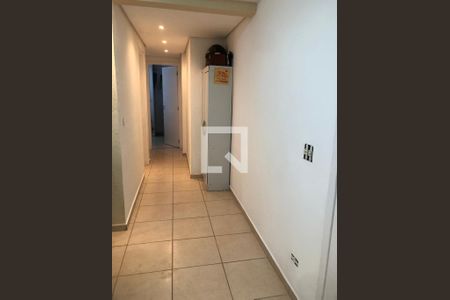 Apartamento à venda com 45m², 2 quartos e 1 vaga Apartamento à venda com 45m², 2 quartos e 1 vagaCorredor
