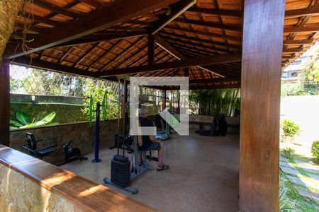 Casa de condomínio à venda com 199m², 5 quartos e 2 vagas Casa de condomínio à venda com 199m², 5 quartos e 2 vagasÁrea comum