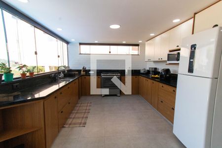 Casa de condomínio à venda com 199m², 5 quartos e 2 vagas Casa de condomínio à venda com 199m², 5 quartos e 2 vagasÁrea gourmet