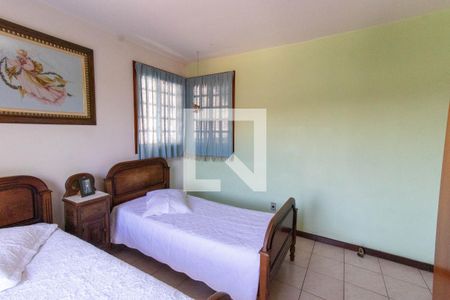 Casa de condomínio à venda com 199m², 5 quartos e 2 vagas Casa de condomínio à venda com 199m², 5 quartos e 2 vagasQuarto 2