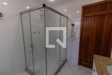 Casa de condomínio à venda com 199m², 5 quartos e 2 vagas Casa de condomínio à venda com 199m², 5 quartos e 2 vagasBanheiro Social 1