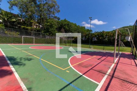 Casa de condomínio à venda com 199m², 5 quartos e 2 vagas Casa de condomínio à venda com 199m², 5 quartos e 2 vagasÁrea comum