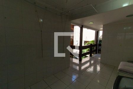 Casa de condomínio à venda com 199m², 5 quartos e 2 vagas Casa de condomínio à venda com 199m², 5 quartos e 2 vagasÁrea de Serviço
