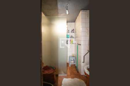 Casa à venda com 100m², 2 quartos e 1 vaga Casa à venda com 100m², 2 quartos e 1 vagaBanheiro