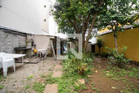 Casa à venda com 100m², 2 quartos e 1 vaga Casa à venda com 100m², 2 quartos e 1 vagaQuintal