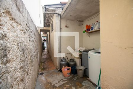 Casa à venda com 100m², 2 quartos e 1 vaga Casa à venda com 100m², 2 quartos e 1 vagaQuintal e Área de Serviço