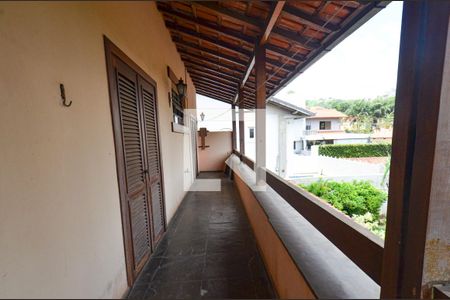 Casa para alugar com 351m², 4 quartos e 4 vagasVaranda