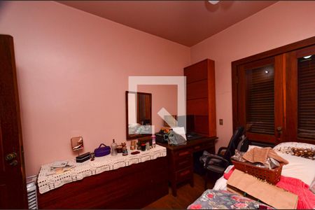 Casa para alugar com 351m², 4 quartos e 4 vagasQuarto1