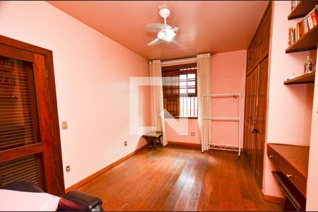 Casa para alugar com 351m², 4 quartos e 4 vagasQuarto2