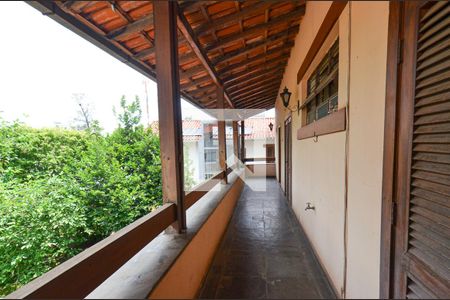 Casa para alugar com 351m², 4 quartos e 4 vagasVaranda