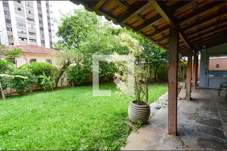 Casa para alugar com 351m², 4 quartos e 4 vagasVaranda da entrada