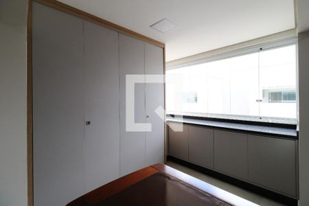 Apartamento para alugar com 64m², 1 quarto e 1 vagaÁrea de Serviço