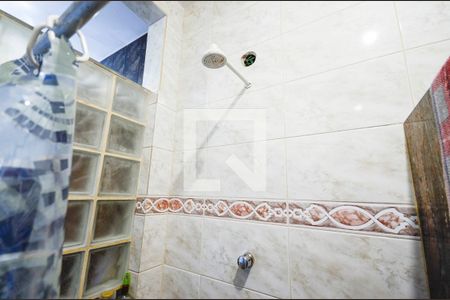 Casa à venda com 320m², 2 quartos e 4 vagas Casa à venda com 320m², 2 quartos e 4 vagasBanheiro Social