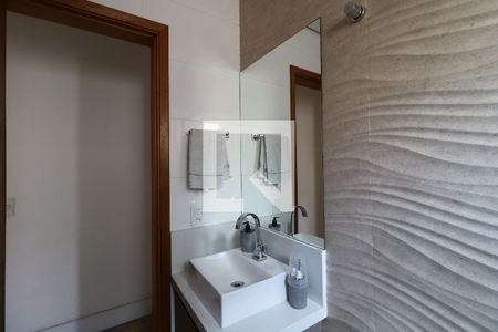 Apartamento à venda com 190m², 3 quartos e 2 vagasBanheiro da Suíte