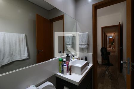 Apartamento à venda com 190m², 3 quartos e 2 vagasBanheiro Social