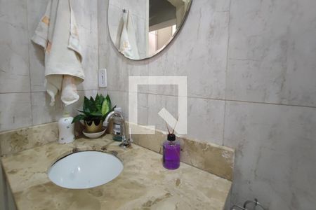 Casa à venda com 250m², 4 quartos e 3 vagasBanheiro