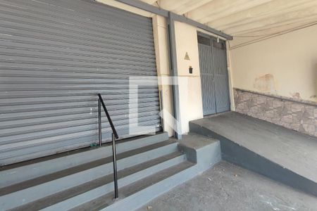 Casa à venda com 250m², 4 quartos e 3 vagasGaragem