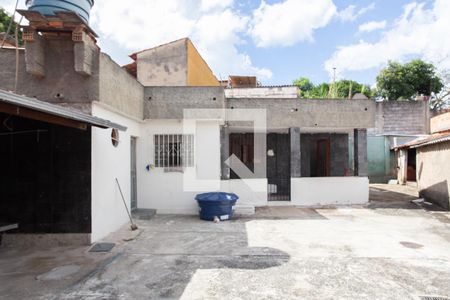 Casa à venda com 150m², 7 quartos e 2 vagasFachada casa 5