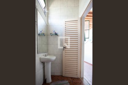 Casa à venda com 150m², 7 quartos e 2 vagasBanheiro - Casa 1