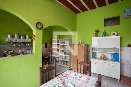 Casa à venda com 150m², 7 quartos e 2 vagasCasa 4 - Cozinha e copa