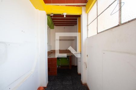 Casa à venda com 150m², 7 quartos e 2 vagasCasa 2 - Cozinha e Área de Serviço