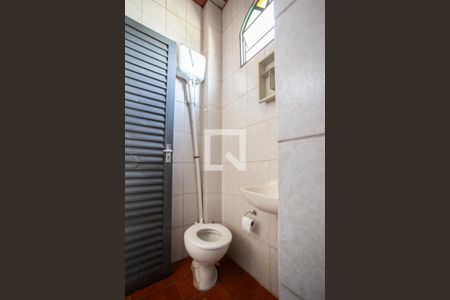 Casa à venda com 150m², 7 quartos e 2 vagasCasa 2 - Banheiro