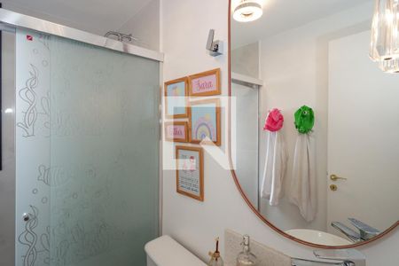 Apartamento à venda com 156m², 4 quartos e 3 vagasBanheiro da Suíte Americana