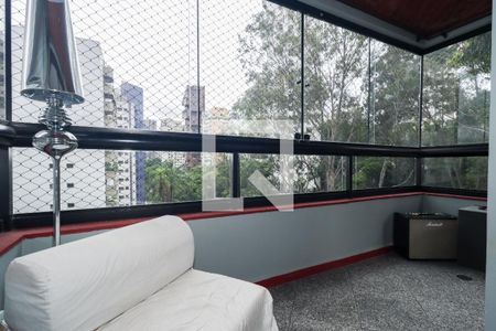 Apartamento à venda com 156m², 4 quartos e 3 vagasVaranda da Suíte 1
