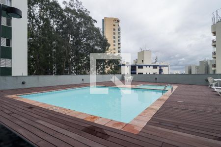 Apartamento à venda com 156m², 4 quartos e 3 vagasÁrea comum - Piscina
